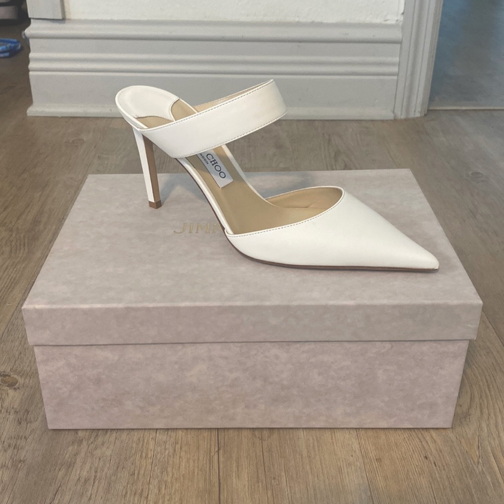 Jimmy Choo - Cheri Pump Milk - NEW in box